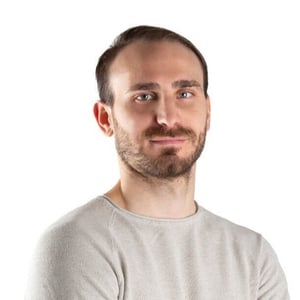 Fabio Amicarelli. Co-founder & CEO Foldcast